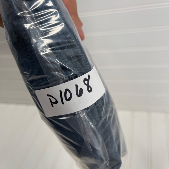 BRAND NEW Levi Strauss Gold Signature Totally Shaping Skinny Jean 14L - Picture 9 of 9